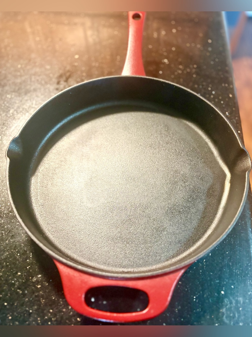 Rachel Ray Red 12” Nitro Cast Iron Pan w/helper handle and pour spouts